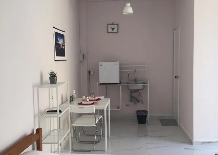 Lysandros Apartments In Athens, Near The Metro
